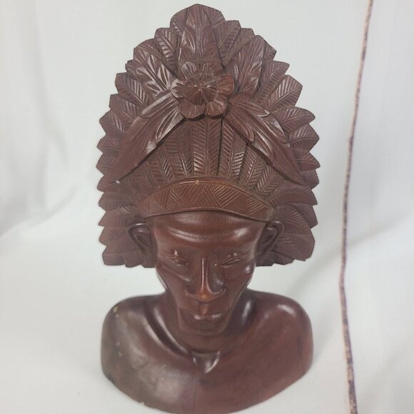 Polynesian Woman Bust with ceremonial headdress - Picture 1 of 9